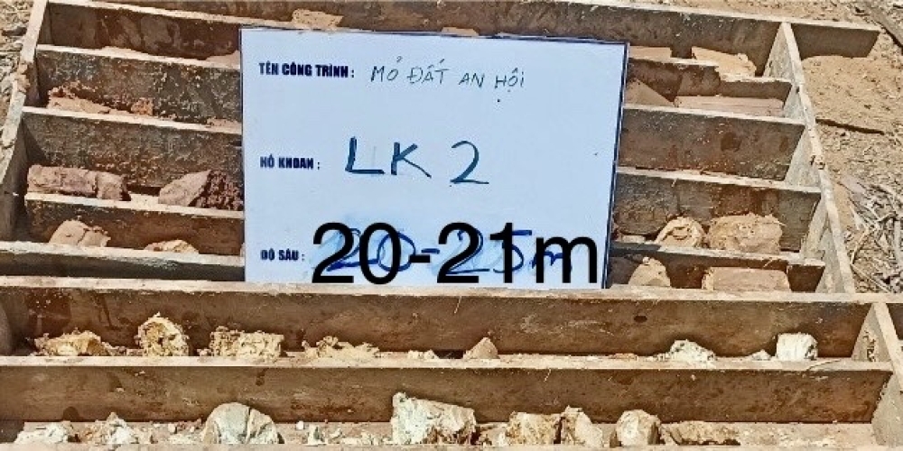 Khoan khay mẫu mô đất Núi An Hội